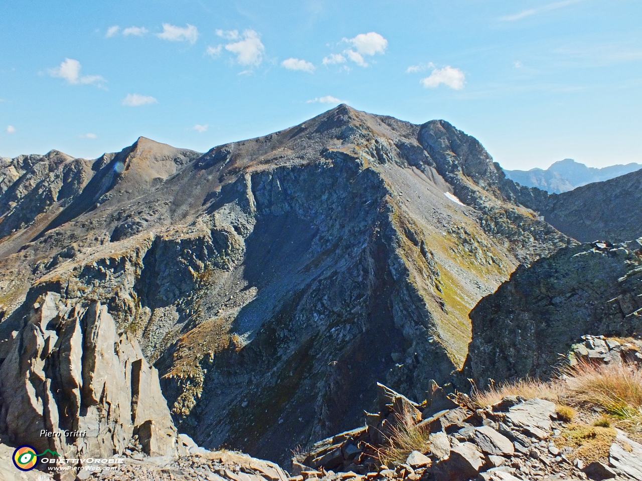 55 Il dirimpettaio Monte Masoni (2663 m.).JPG